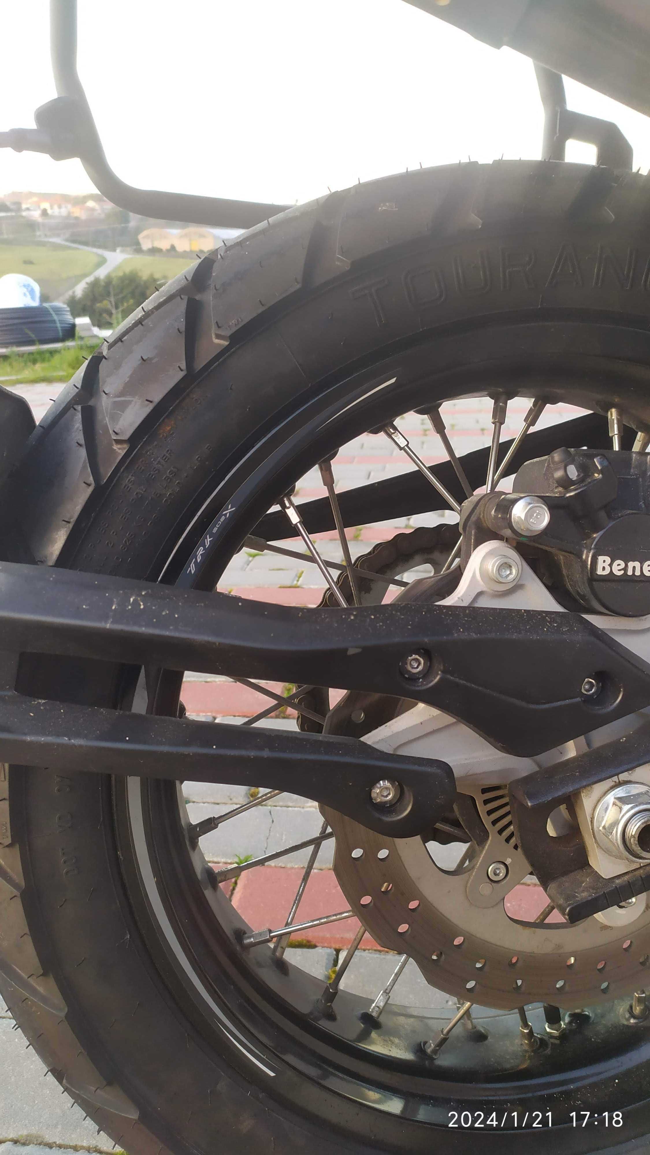 Benelli TRK 502 X