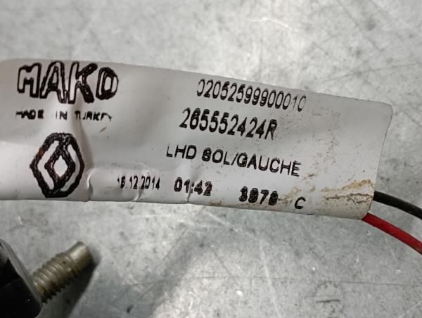 Farolim da mala esquerdo RENAULT Clio IV Société