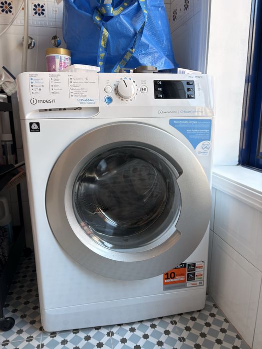 Maquina de lavar roupa INDESIT bwe 101496X