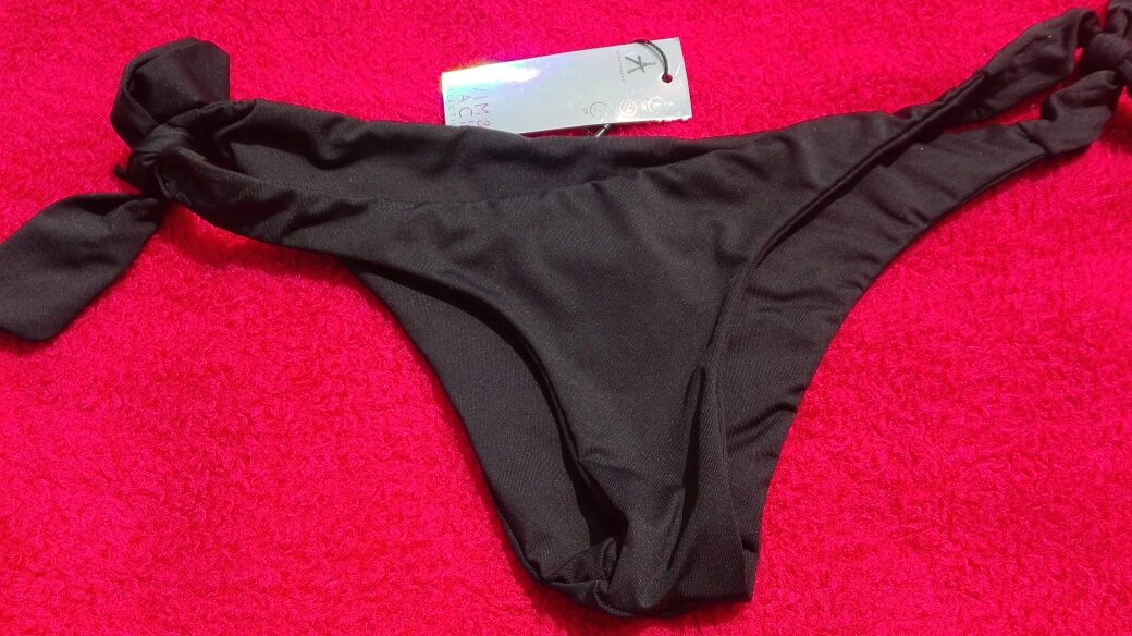Cueca biquíni