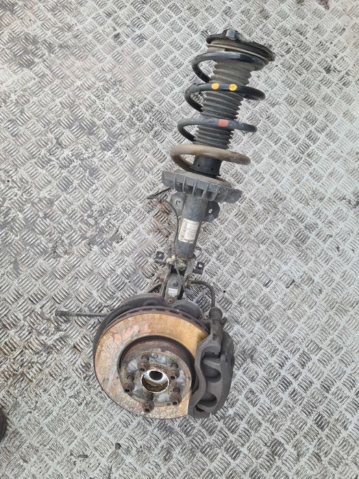 Mercedes Vito 447 2.2 mcpherson zwrotnica amortyzator przód lewy