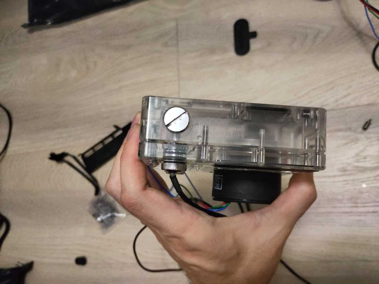 Alphacool Core 120mm Reservoir with 4 pumps