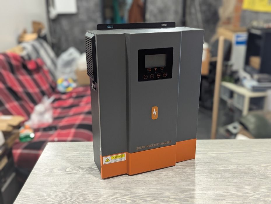 Гібридний інвертор PowMR 24V 3200VA 3.0kWh !В НАЯВНОСТІ!