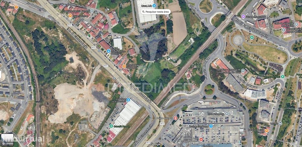 Oportunidade Única para Investidores ou Projetos de Família!