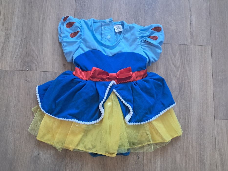 Body sukienka strój 60, 62 królewna Śnieżka  0-3 lata