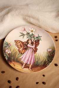 Talerz dekoracyjny porcelana Wedgwood Cicely Mary Barker