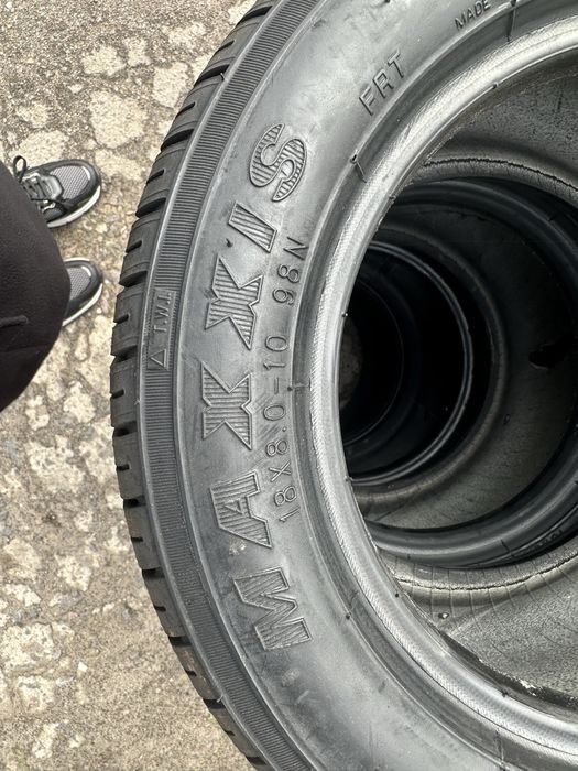 Шины резина комплект гума Лiтня шина Maxxis M-8001 195/50 R10C 98N