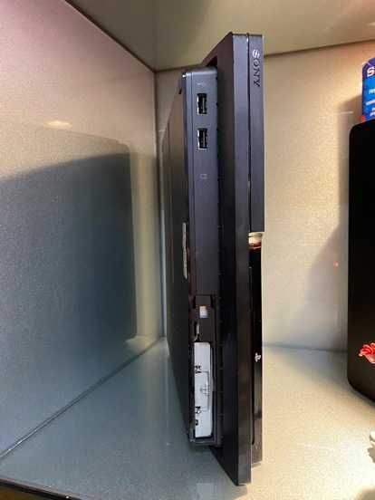 PS3 SLIM 320GB + 1 Jogo + 1 Comando