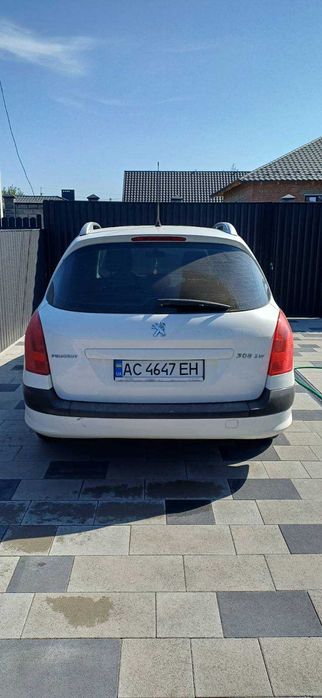 Автомобіль PEUGEOT 308 SW