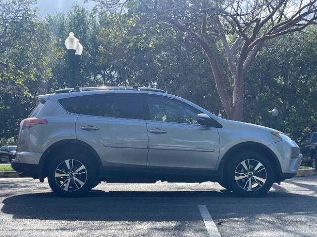 Toyota RAV4 XLE 2018
