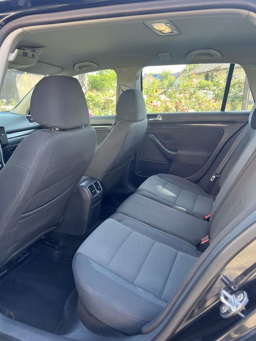 Фольксвашен Ґольф