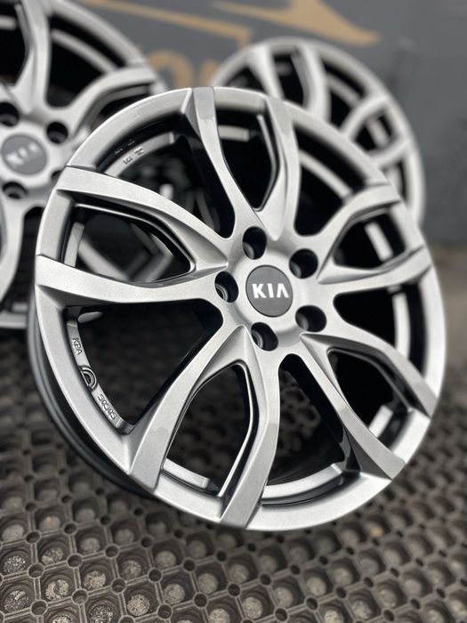 Оригінальні диски Kia 5/114.3 r18