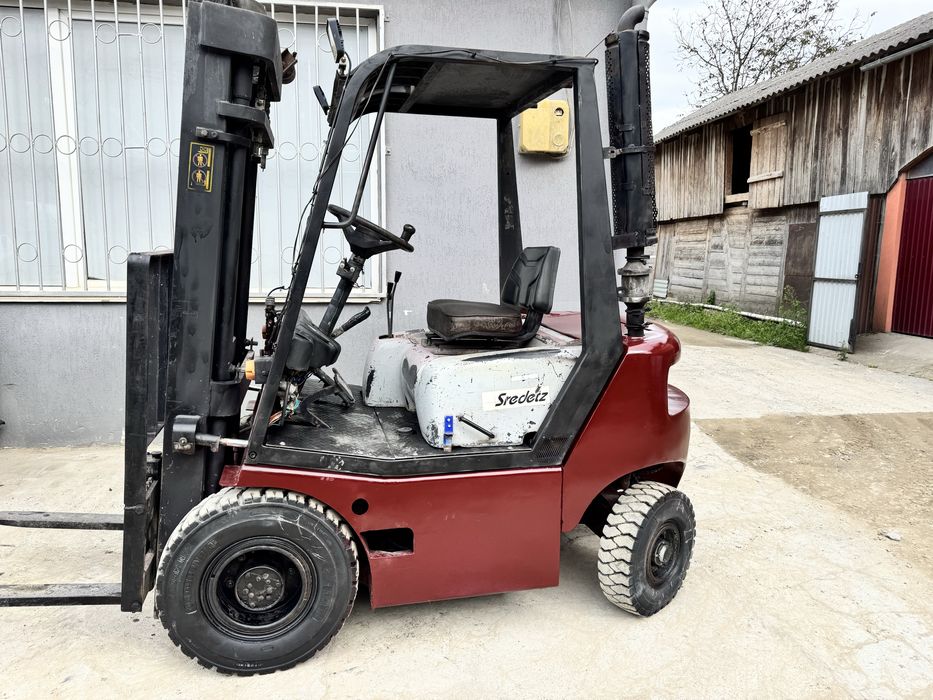 Погрузчик навантажувач вилочний кара Balcancar seredetz 1.6 T