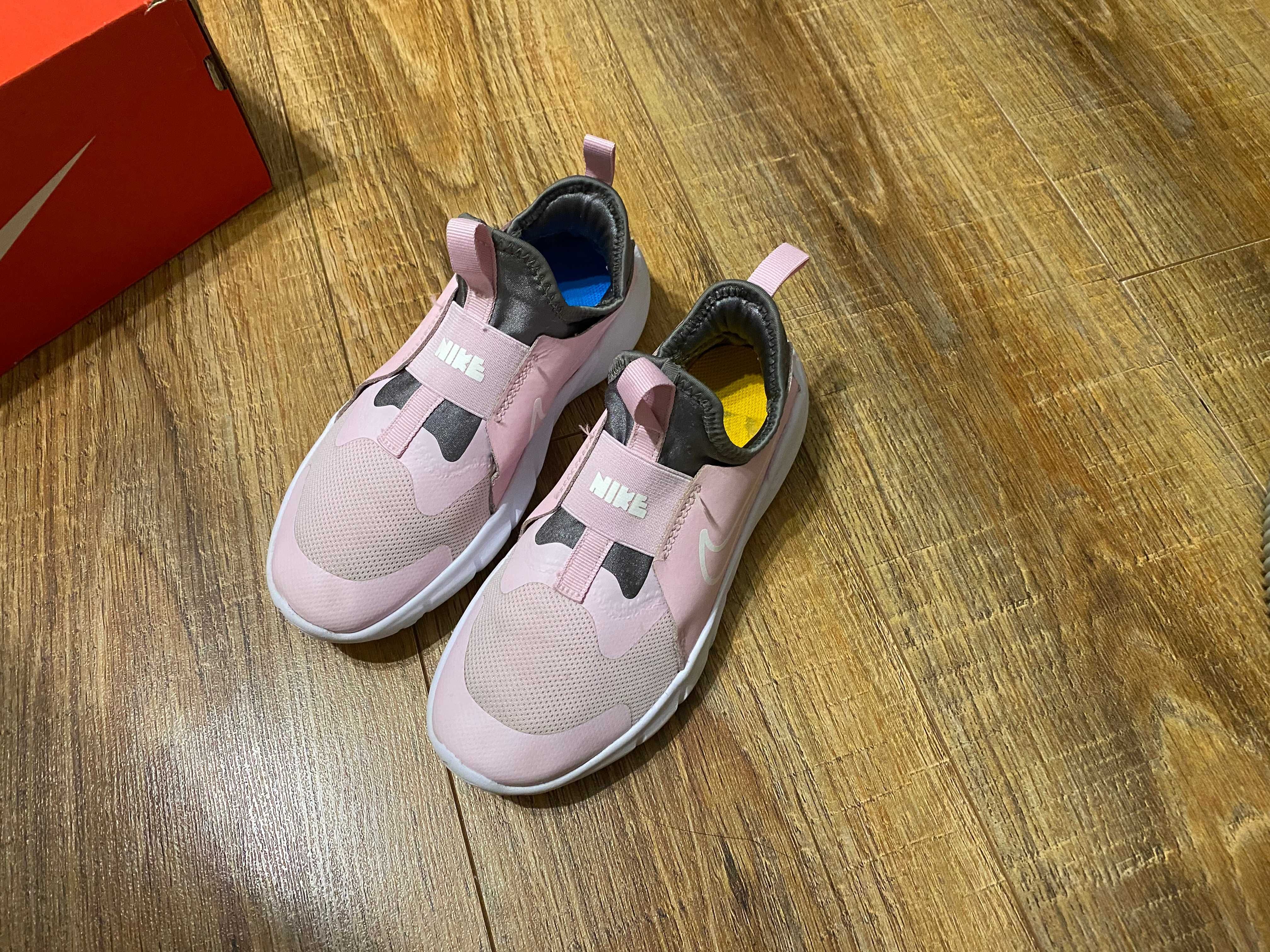 Nike кроссовки кросівки детские на девочку Найк оригинал р.35