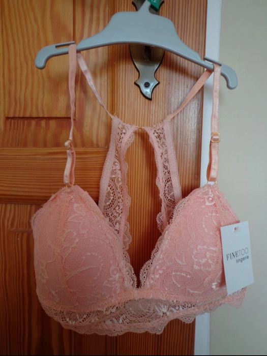 Biustonosz kolor morelowy