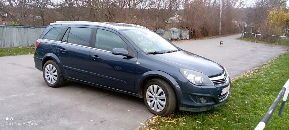 Автомобіль Opel Astra H