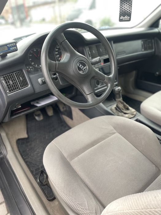 Продам Audi 80 b4 1993