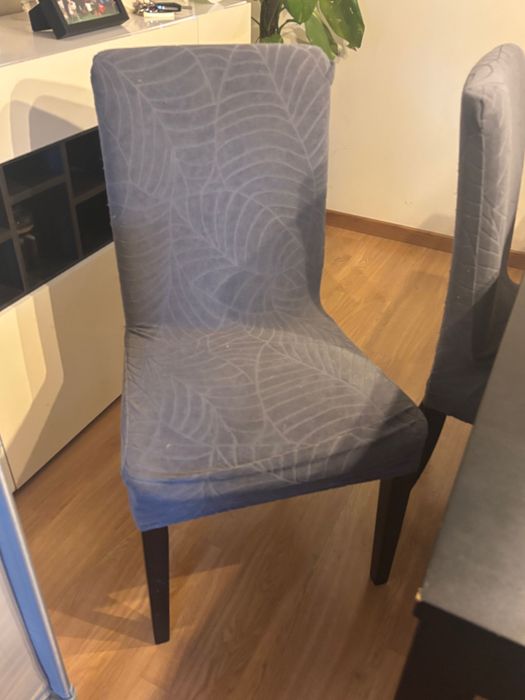 Conjunto mesa + cadeiras