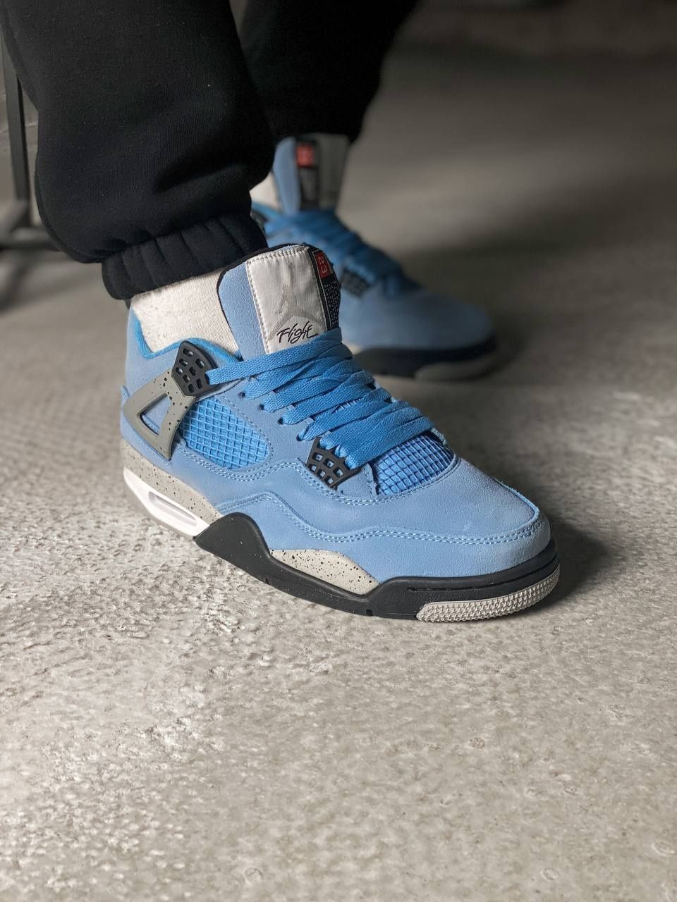 Nike Air Jordan 4 Retro University Blue