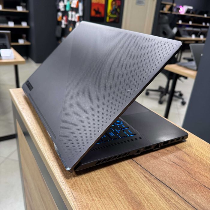 Ігровий ROG Zephyrus/2K 165 Гц/Ryzen 9 5900HS/RTX 3070 8 GB/1 TB NVME