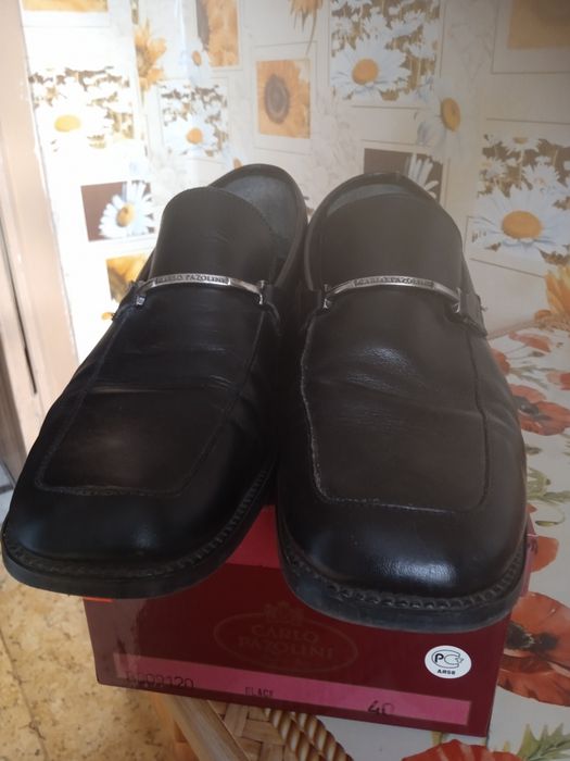 Туфлi жiночi кожанi. Розмiр 40. В дуже гарному станi.