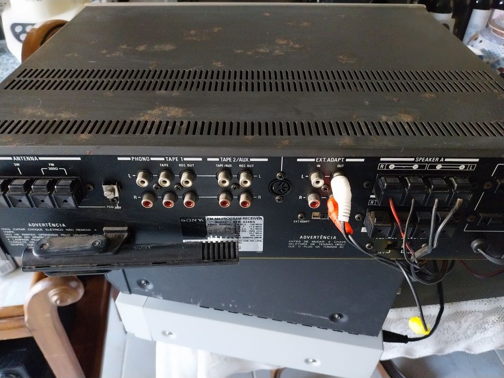 Amplificador sony c/ radio  impecavel