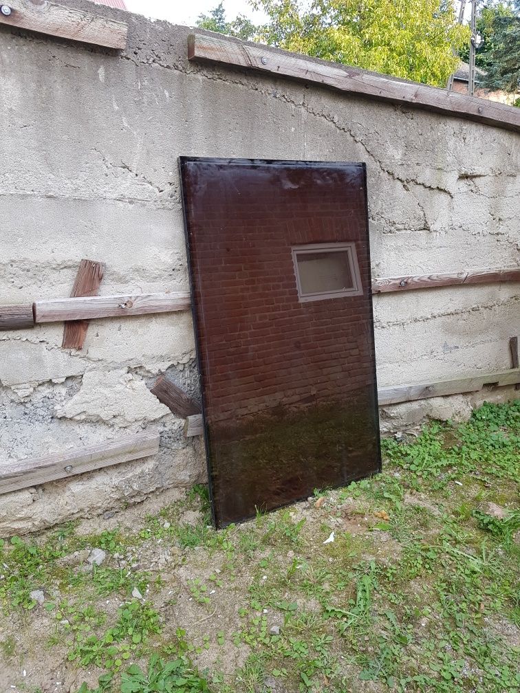 Szyba okienna przyciemniana 79x130