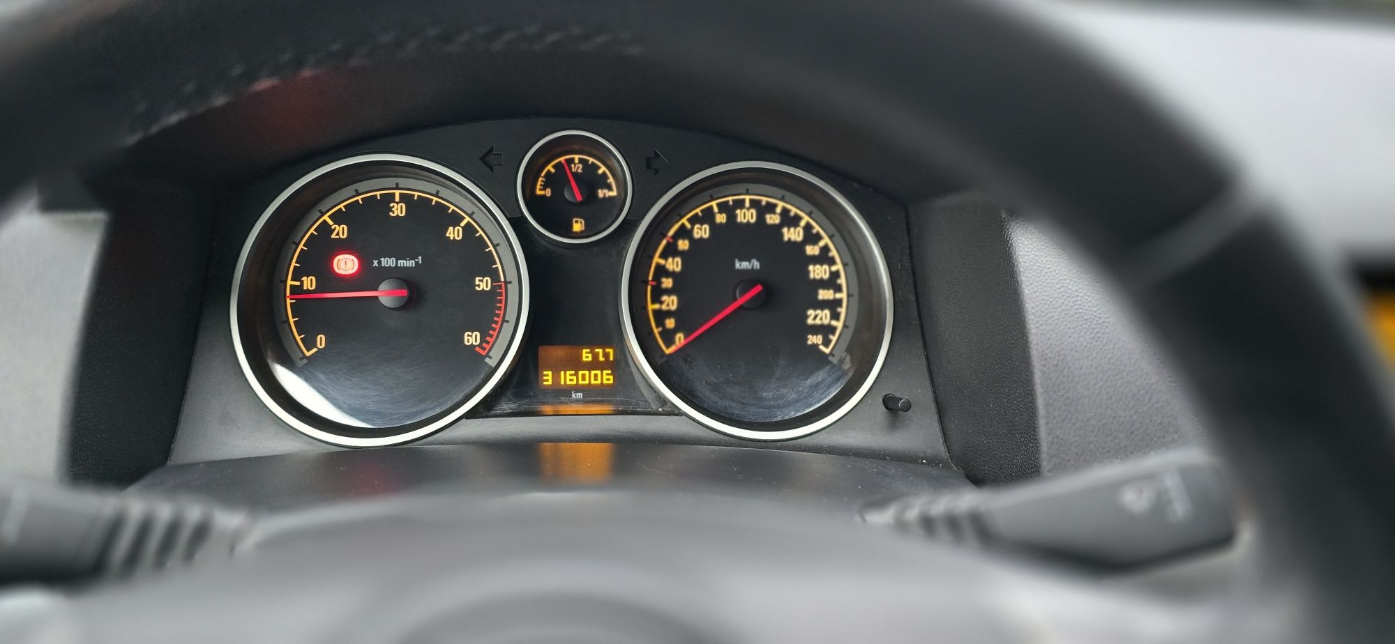 Opel Astra H 1.7 cdti 100 km