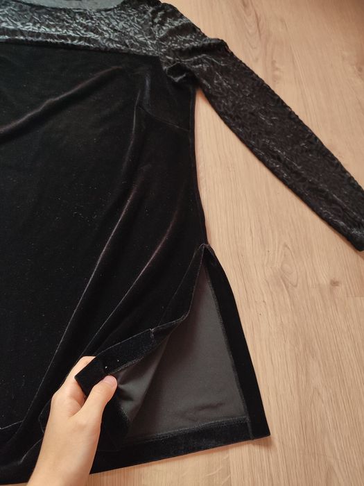 Czarna krótka sukienka tunika aksamitna