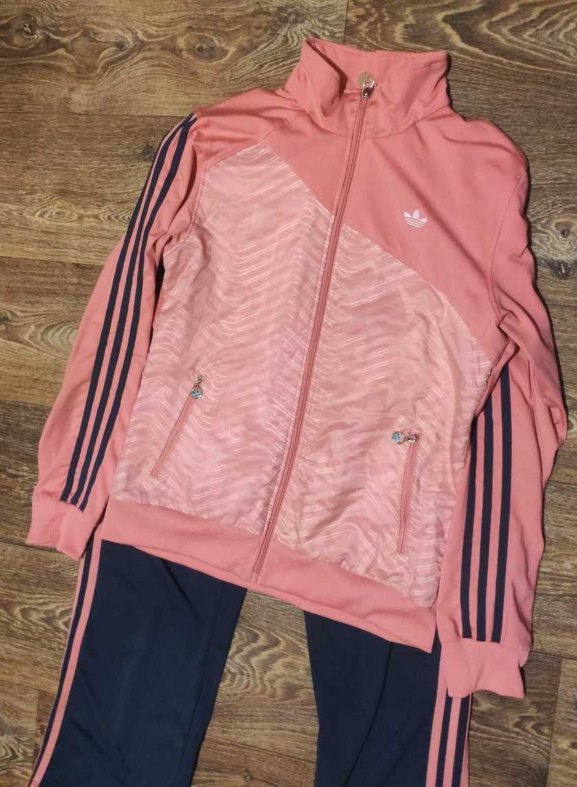 Спортивний костюм adidas