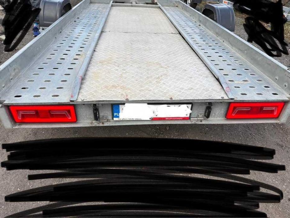 Laweta samochodowa 1800 kg DMC – uchylna hydrauliczna, amortyzowana