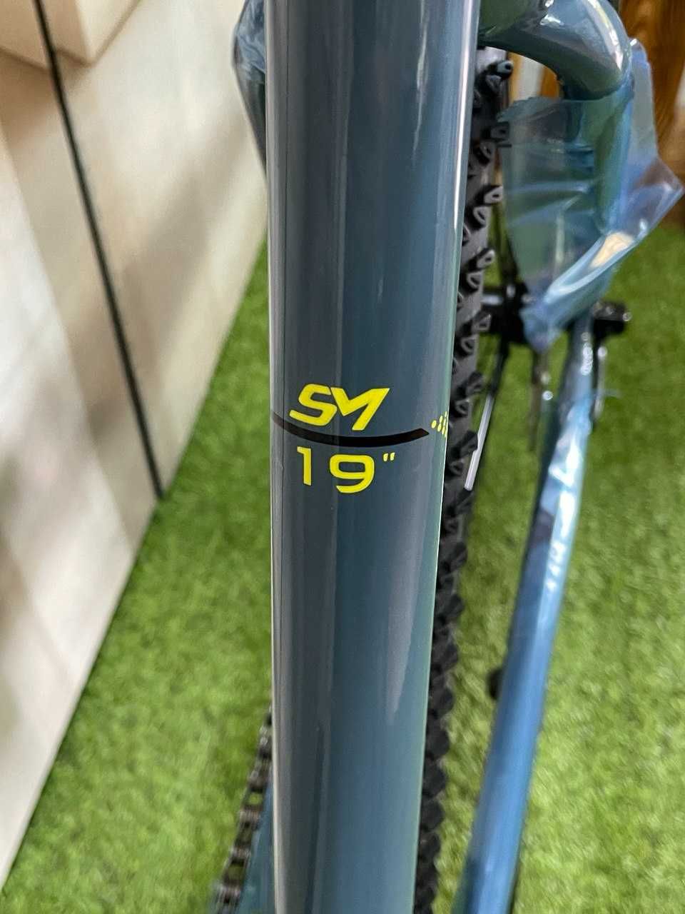 Rower STORM CROSS AERO 3.0 rama 19 koła 28 SHIMANO ALTUS