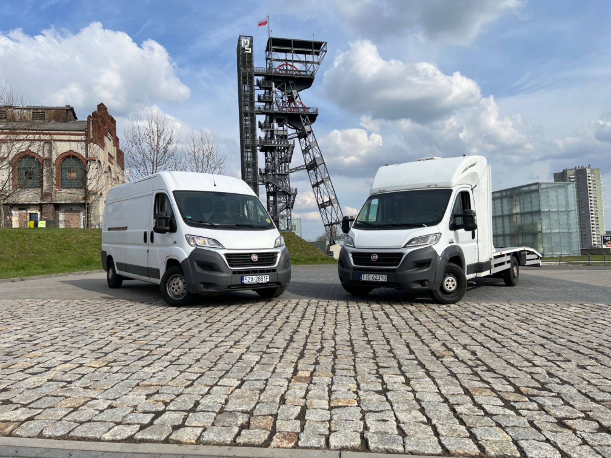 Wynajmę busa dostawczaka auto lawetę auto osobowe na wynajem