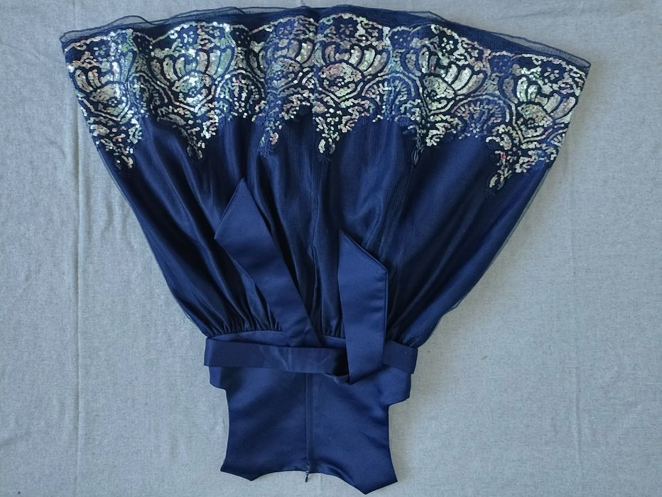 плаття сукня паєтки Cinderella 5-6 років