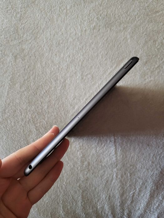 Ipad 7 10.2" 32 гб планшет apple
