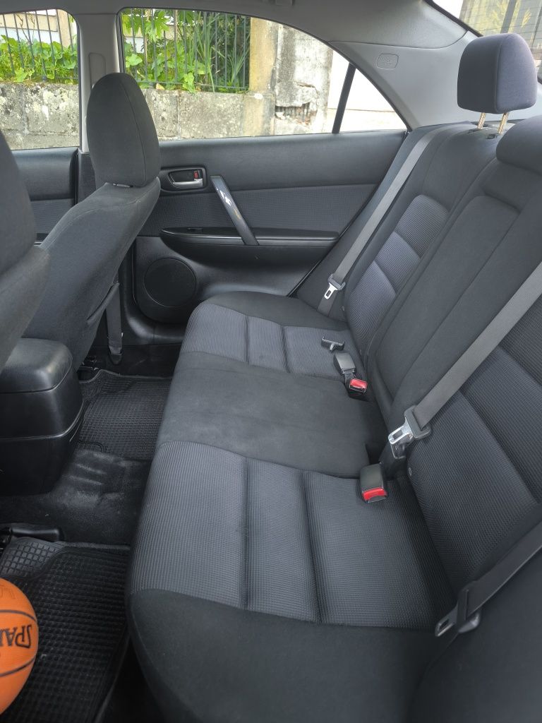 Vendo MAZDA 6 Sedan 5 portas