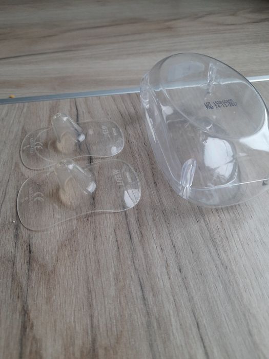 Nakładki do karmienia na sutki Avent i Lovi