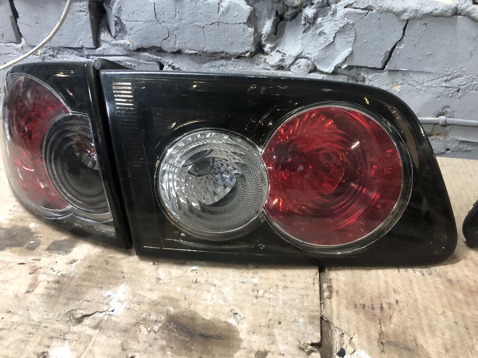 Стопи Ліхтарі задні Фонарь Mazda 6 GG універсал динамічні рестайл