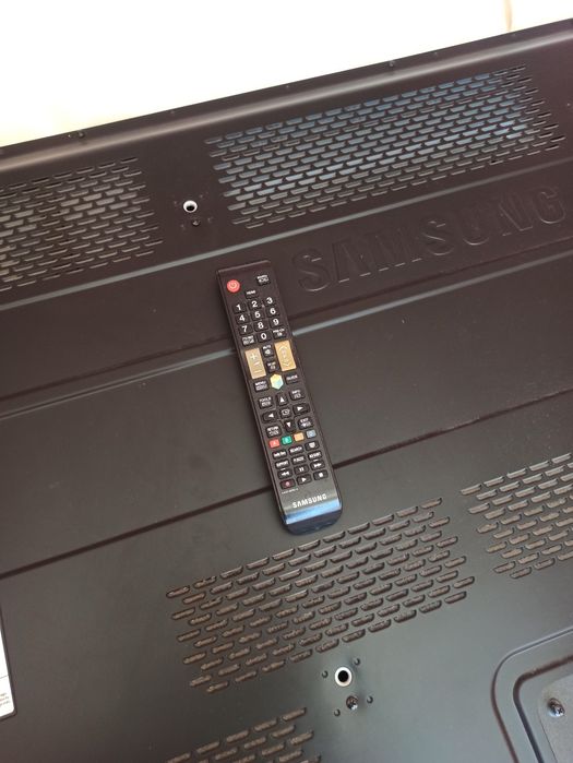 Sprzedam telewizor plazmowy Samsung