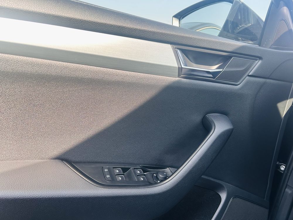 Skoda Superb 2019 (1.8 TSI) Ambition