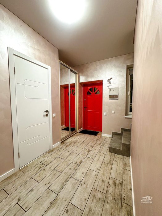 Таунхаус з ремонтом 75+20 м кв 3 кім. вул. Мейса Джеймса р-н Торгмаш