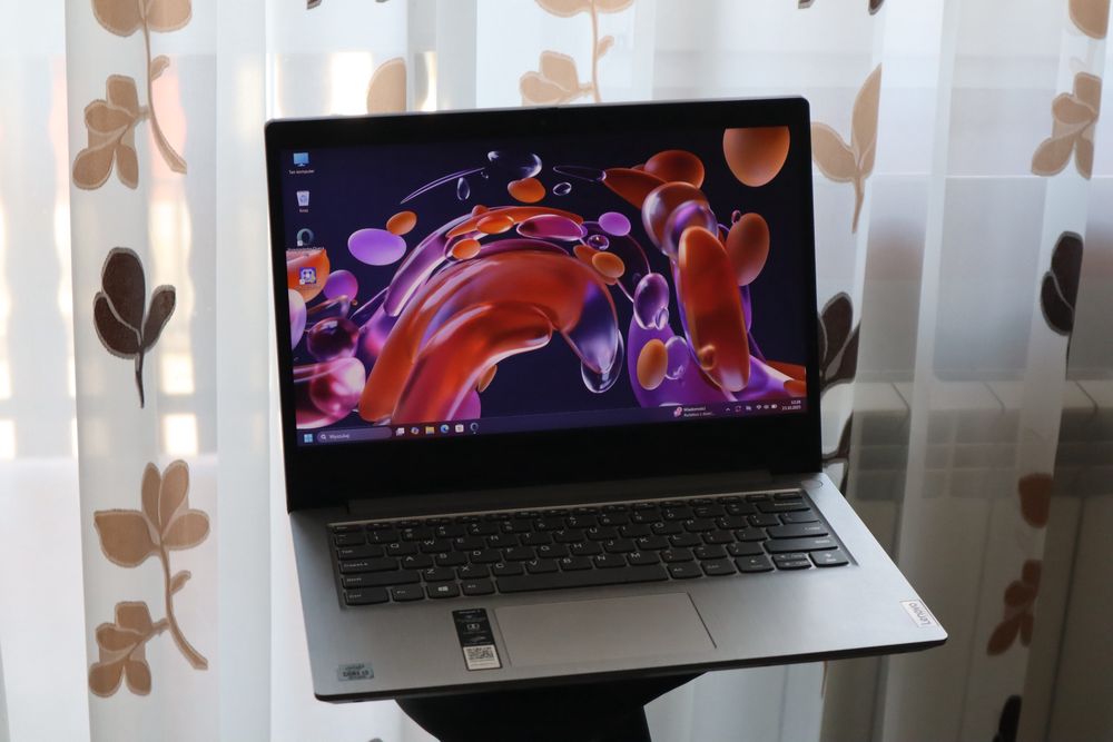 Lenovo Ideapad 3 | 14IIL05 | i3 | 8GB Ram | Zamiana |