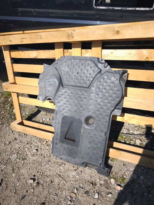 Osłona silnika podwozia a2125201723 Mercedes-Benz CLS w218