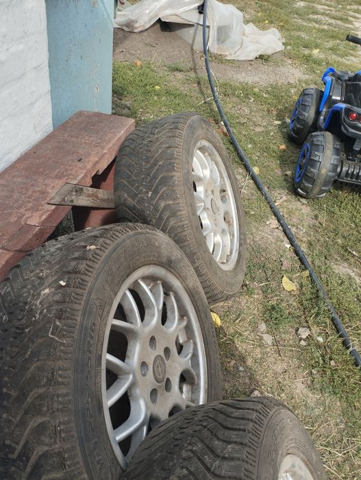 Продам колеса Опель омега 5*110 225/55 R16