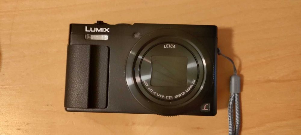 Câmara Panasonic Lumix TZ70 + Cartão 32GB