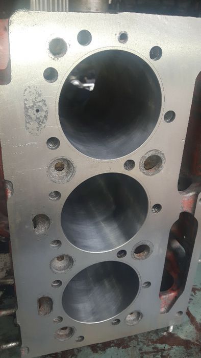 Silnik,blok,pochwa,oś Ursus 330,360,328,325,385,4011,3p,MF255,912,1224