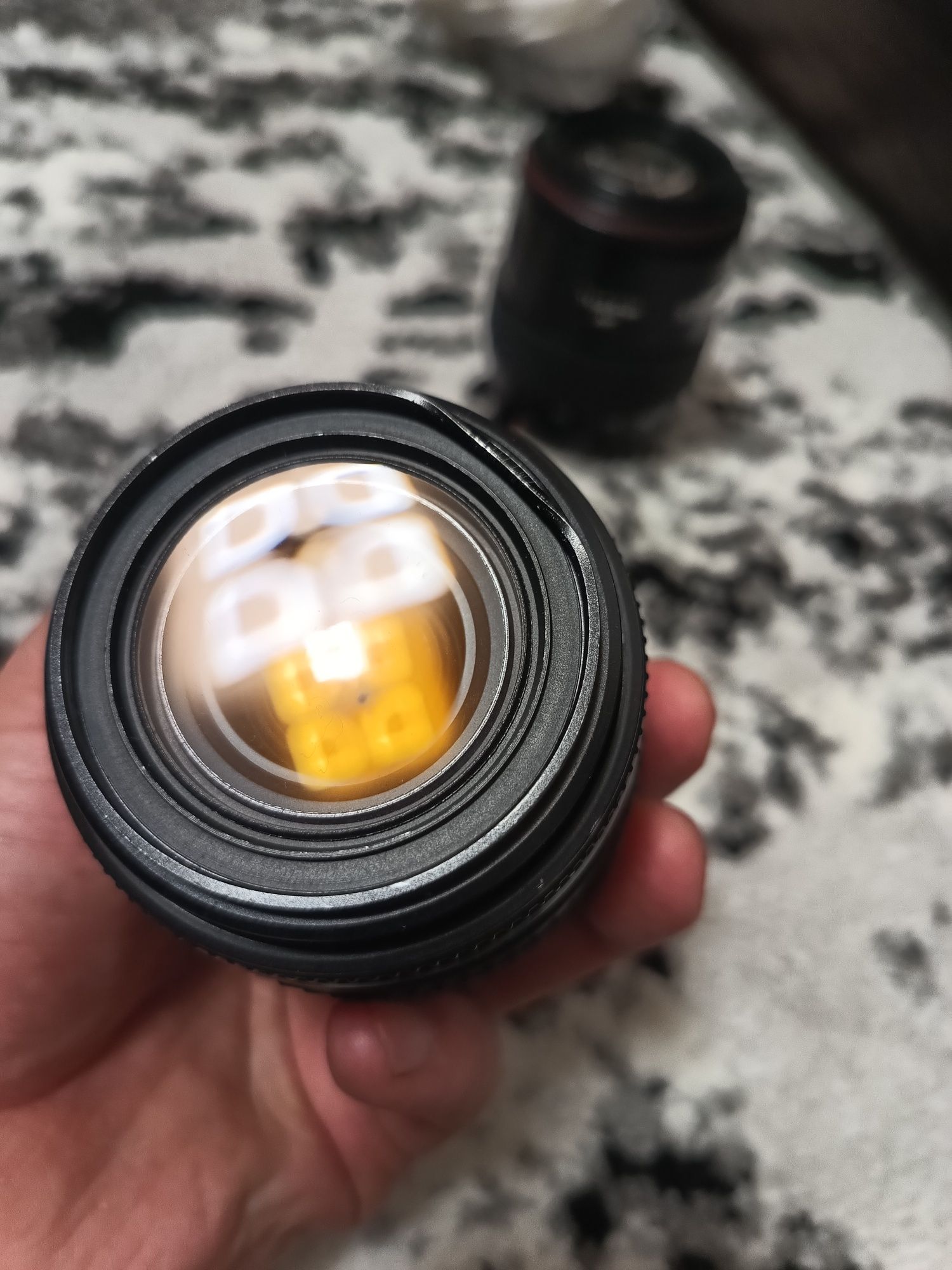 Об'єктив Tokina 35-70