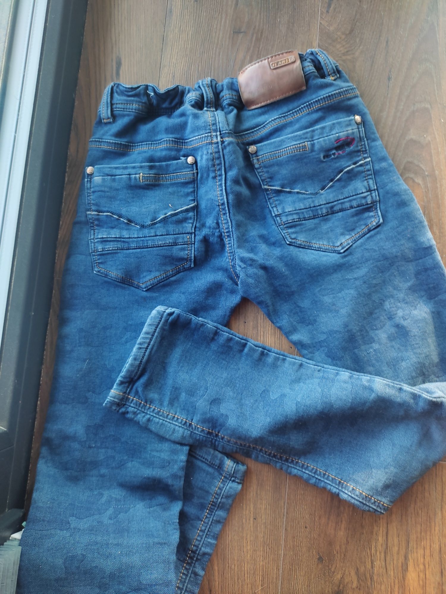 Spodnie dżinsowe jeansy chłopięce 152
