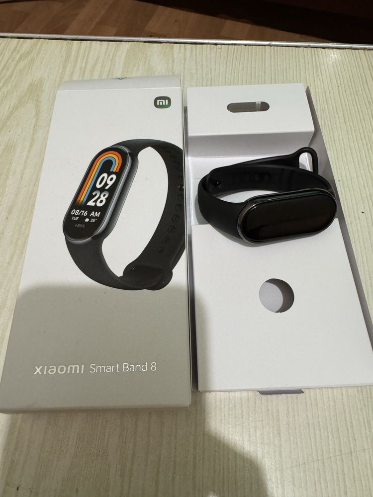 Mi band 8 фітнес браслет
