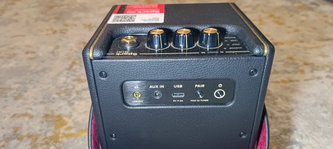 NOVO - Positive Grid Spark Mini + Grelha